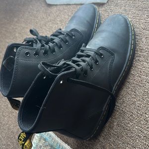 Dr Martens Shoreditch boot size 8
